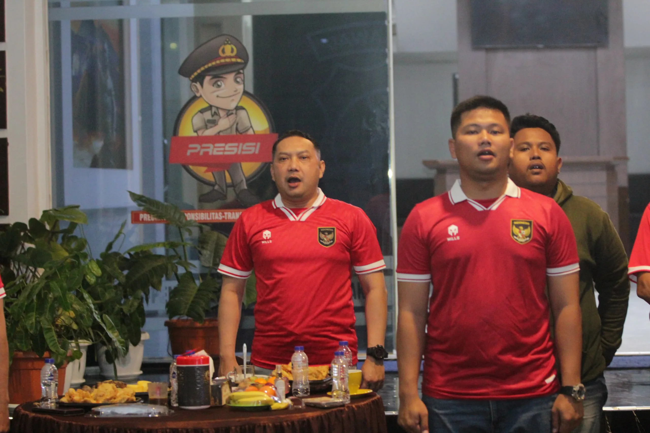 Polres Pasuruan Gelar Nonton Bareng Sepak Bola Antara Timnas Indonesia Vs Korsel
